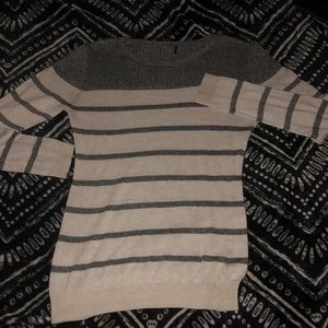 Poof sweater thin material